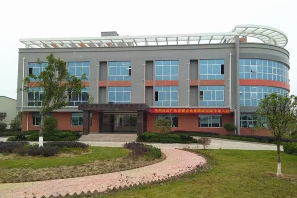 江西南鷹電源科技有限公司 江西南鷹電源科技有限公司