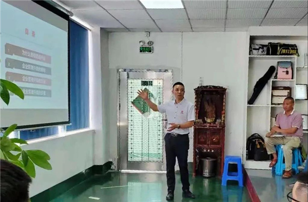 正睿咨詢龐金森先生發(fā)表講話 正睿咨詢龐金森先生發(fā)表講話