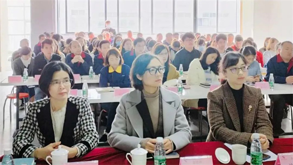 源生園管理升級項目總結報告現(xiàn)場 源生園管理升級項目總結報告現(xiàn)場