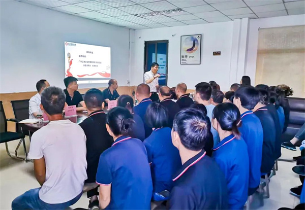 正睿咨詢集團項目總監(jiān)涂亞清老師致辭 正睿咨詢集團項目總監(jiān)涂亞清老師致辭