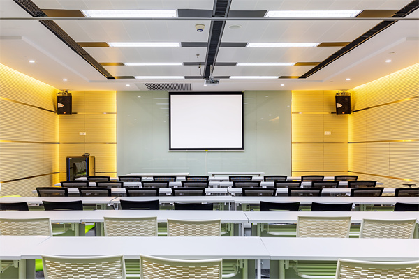 創(chuàng)新的員工培訓(xùn)方法，提升公司競(jìng)爭(zhēng)力