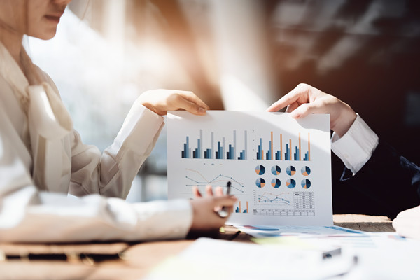 調(diào)整年度經(jīng)營計(jì)劃:靈活應(yīng)對(duì)市場(chǎng)變化 調(diào)整年度經(jīng)營計(jì)劃:靈活應(yīng)對(duì)市場(chǎng)變化