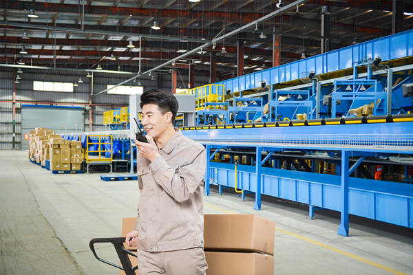 識(shí)別并應(yīng)對(duì)潛在供應(yīng)鏈風(fēng)險(xiǎn)，確保運(yùn)營穩(wěn)定