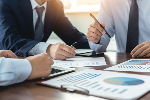 如何利用營銷咨詢公司的數(shù)據(jù)分析能力進(jìn)行策略制定？