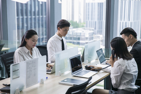 年度經(jīng)營(yíng)計(jì)劃分析：查找潛在問(wèn)題，提出解決方案