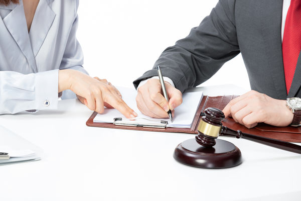 集團法務合規(guī)管控：保障企業(yè)合法權益，降低法律風險