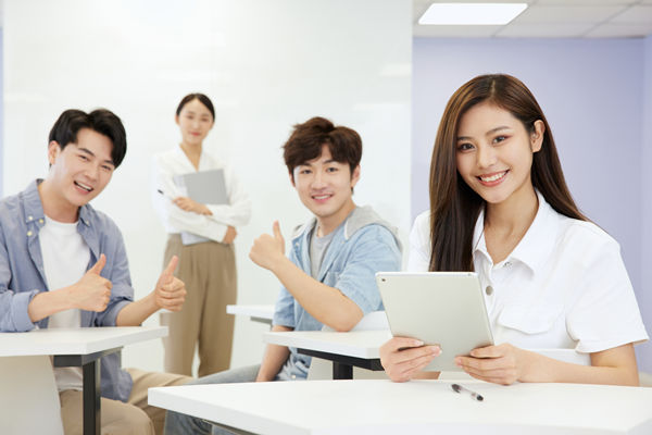 全面優(yōu)化集團(tuán)管控體系，驅(qū)動(dòng)運(yùn)營效率跨越式提升