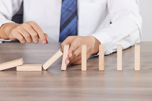 企業(yè)風(fēng)險(xiǎn)管理：識別、評估與控制潛在風(fēng)險(xiǎn)