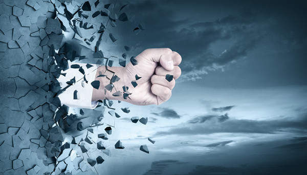 跨越鴻溝：如何運用變革管理應(yīng)對企業(yè)挑戰(zhàn)？