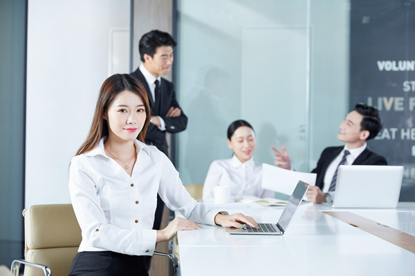 年度經(jīng)營計(jì)劃：聚焦核心業(yè)務(wù)，提升核心競爭力