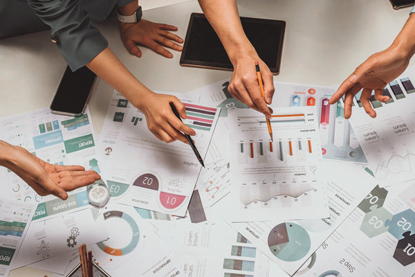 以年度經(jīng)營(yíng)計(jì)劃為引領(lǐng):推動(dòng)企業(yè)持續(xù)發(fā)展 以年度經(jīng)營(yíng)計(jì)劃為引領(lǐng):推動(dòng)企業(yè)持續(xù)發(fā)展