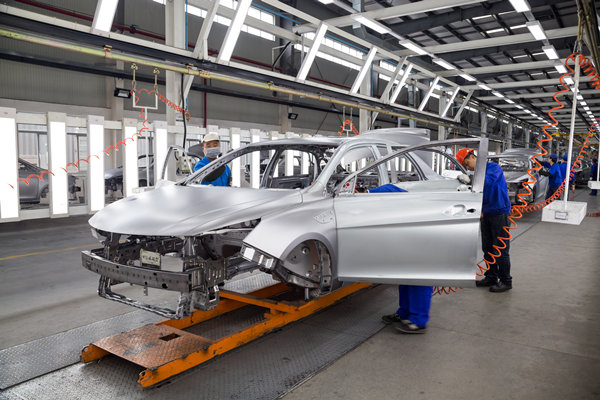 打破瓶頸，提升產(chǎn)能：精益生產(chǎn)在企業(yè)生產(chǎn)現(xiàn)場的應(yīng)用