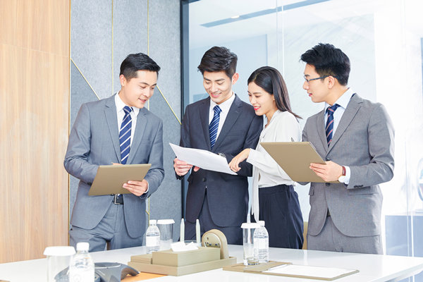 年度經(jīng)營(yíng)計(jì)劃:戰(zhàn)略落地與績(jī)效管理的關(guān)鍵 年度經(jīng)營(yíng)計(jì)劃:戰(zhàn)略落地與績(jī)效管理的關(guān)鍵