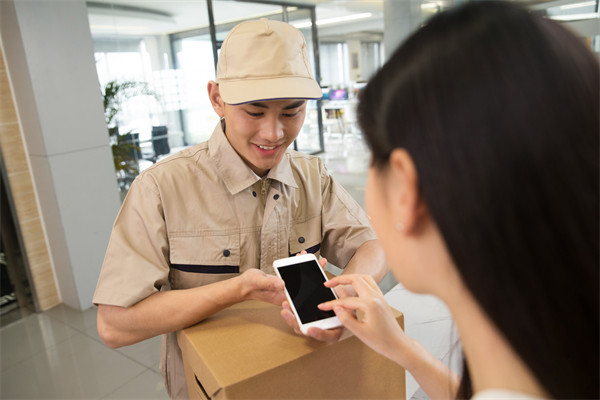 品牌與消費者關(guān)系：建立深厚聯(lián)系，提升忠誠度