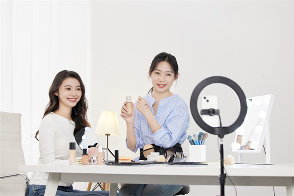 品牌數(shù)字化：借助數(shù)字技術(shù)，創(chuàng)新品牌營銷模式