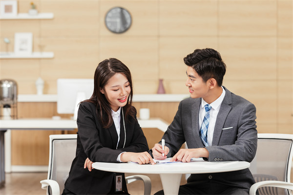 人力資源規(guī)劃：預(yù)測需求，制定合理的人才戰(zhàn)略