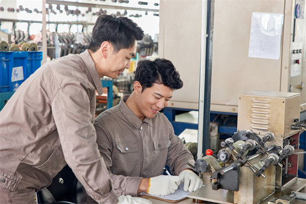 如何運(yùn)用精益生產(chǎn)助力企業(yè)降低成本，提升競爭力？