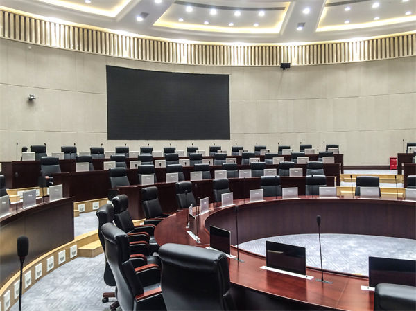 集團(tuán)管控的創(chuàng)新之路：打破傳統(tǒng)，引領(lǐng)企業(yè)變革