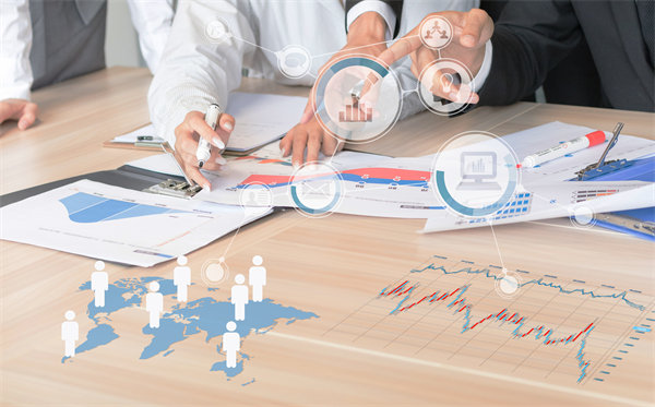 制定年度經(jīng)營(yíng)計(jì)劃，明確發(fā)展目標(biāo)，引領(lǐng)企業(yè)穩(wěn)健前行