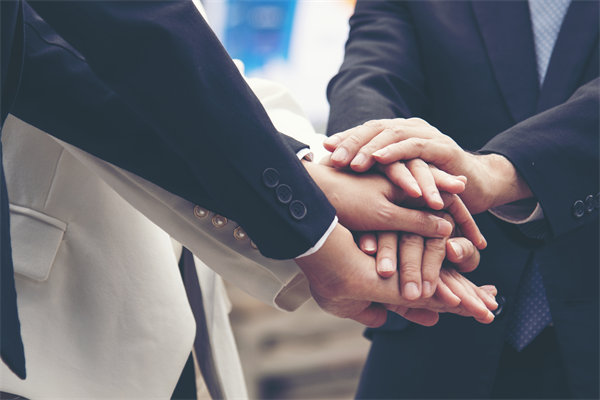 人力資源管理新策略：構(gòu)建人才磁場，推動企業(yè)發(fā)展