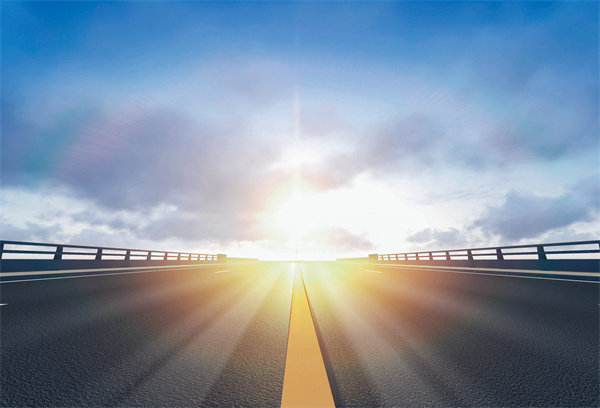 深度戰(zhàn)略咨詢，引領(lǐng)企業(yè)轉(zhuǎn)型，共創(chuàng)美好未來