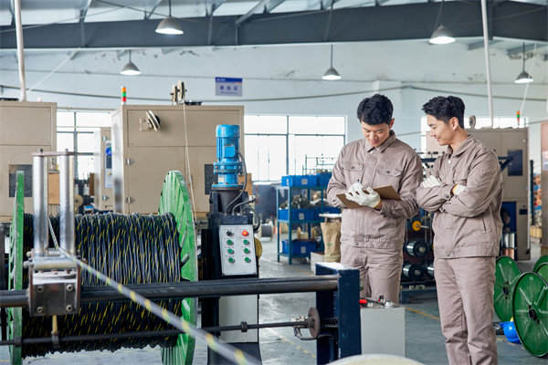 推行精益生產戰(zhàn)略，打造高效能、低成本的生產系統(tǒng)