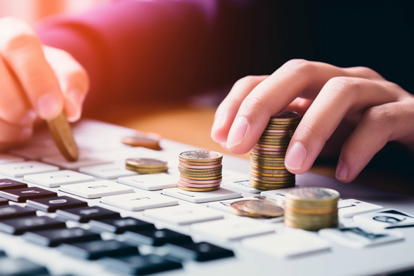 揭秘薪酬透明：如何打造信任基石，凝聚員工力量