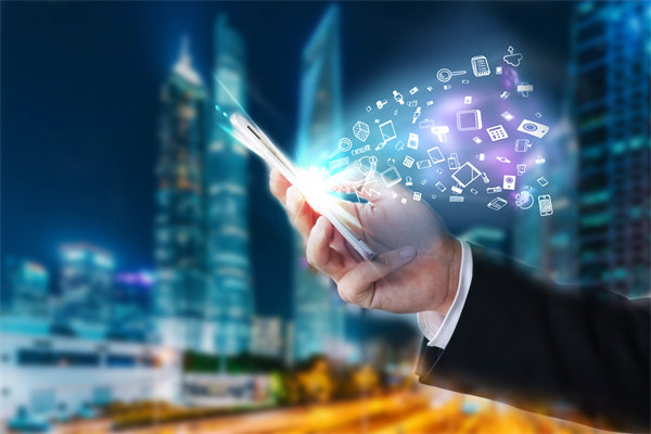 加強(qiáng)集團(tuán)管控信息化建設(shè)，提升決策支持與數(shù)據(jù)分析能力