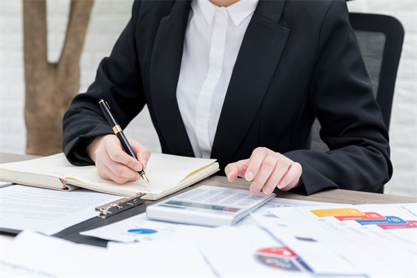 薪酬管理挑戰(zhàn)與機遇:新時代背景下的薪酬制度創(chuàng)新 薪酬管理挑戰(zhàn)與機遇:新時代背景下的薪酬制度創(chuàng)新