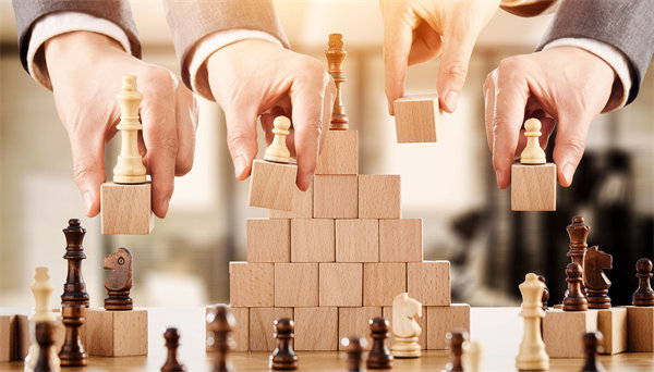 集團(tuán)管控中的戰(zhàn)略協(xié)同，推動(dòng)企業(yè)持續(xù)增長(zhǎng)與發(fā)展