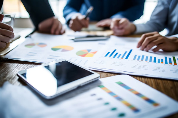 企業(yè)如何通過(guò)上年度的結(jié)果，修正下年度的經(jīng)營(yíng)計(jì)劃？