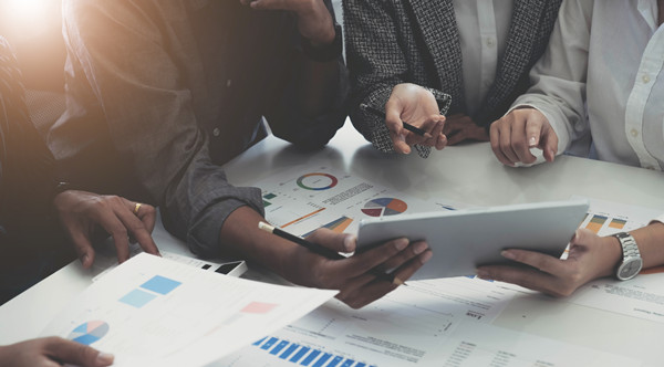 如何科學(xué)設(shè)計(jì)薪酬體系以激發(fā)員工最大潛能？