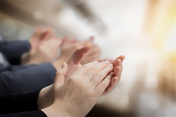 集團(tuán)人才戰(zhàn)略：如何促進(jìn)內(nèi)部流動與外部吸引？