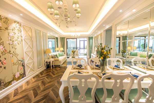 燈飾行業(yè)精益生產管理咨詢公司哪家好，能解小批量定制效率低？