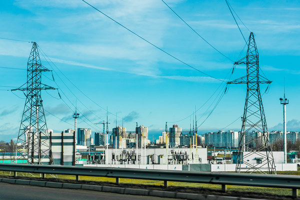 電氣行業(yè)年度經(jīng)營(yíng)計(jì)劃咨詢公司哪家好，高低壓設(shè)備產(chǎn)能怎優(yōu)化？